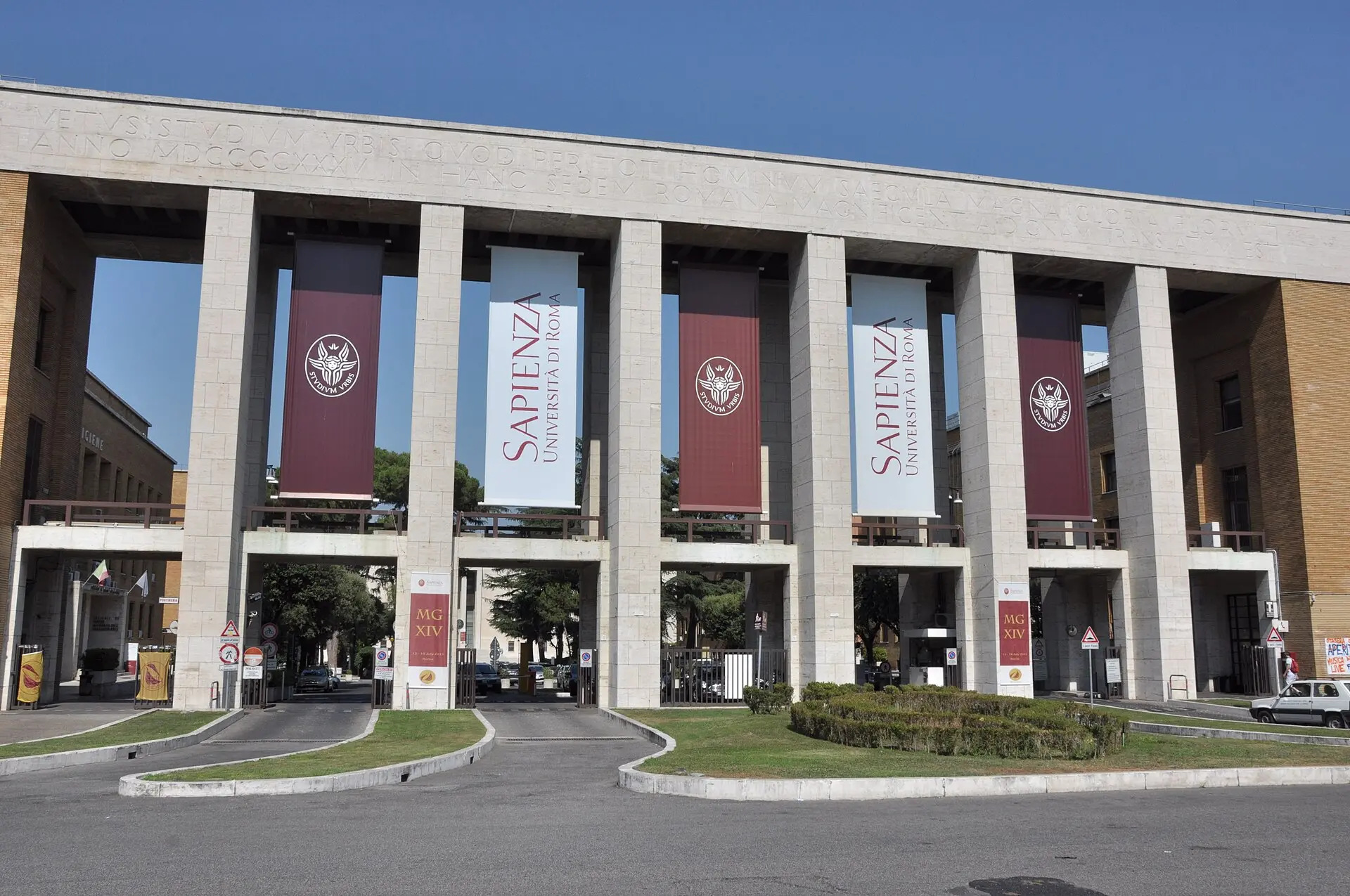 Римский университет Ла Сапиенца
